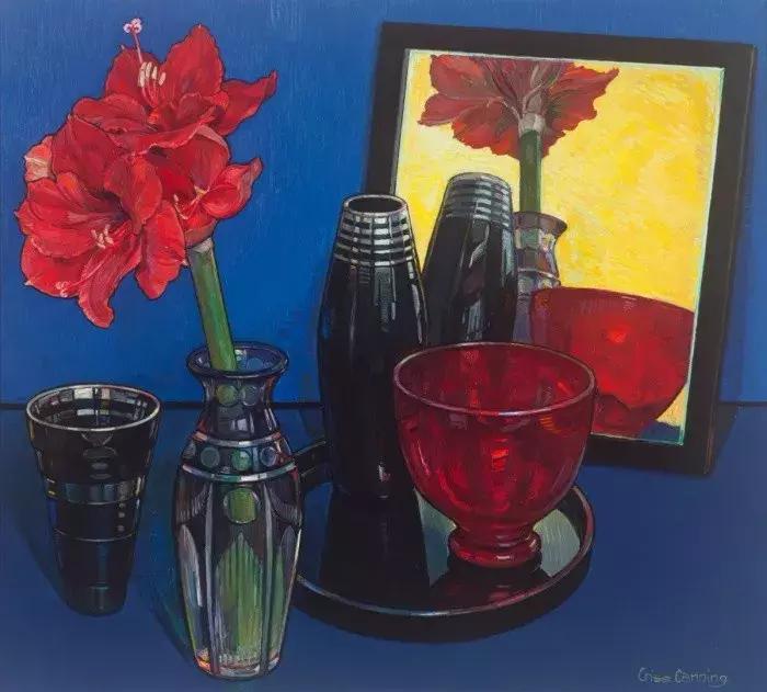 她72岁，画了50多年的画，花儿在她笔下都有了个性