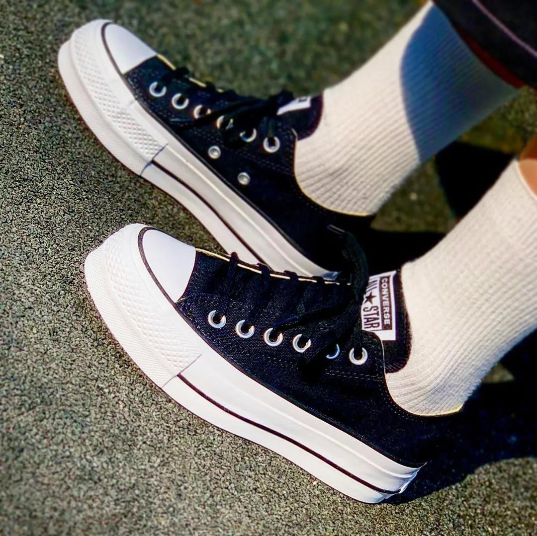 韩国帆布鞋穿搭,最近流行的帆布鞋怎么穿鞋带