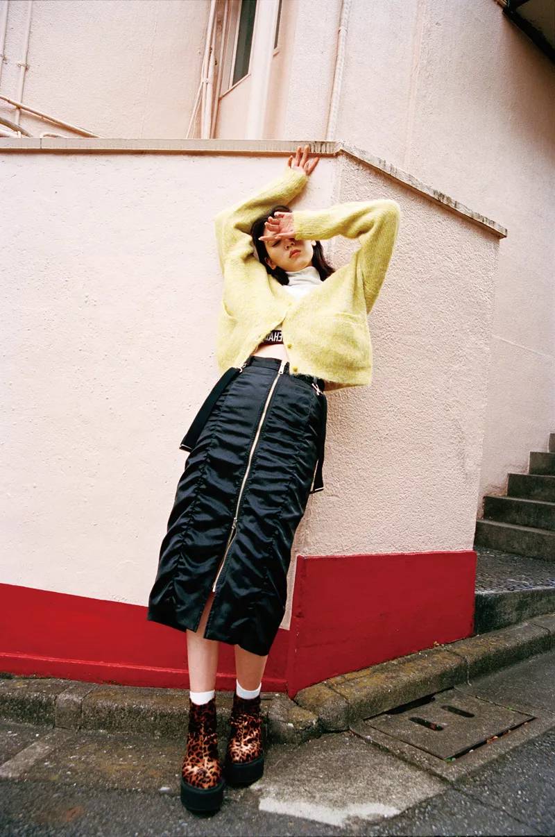 SLY、moussy、RCS等品牌杂志揭载:三吉彩花“东京都市物语”