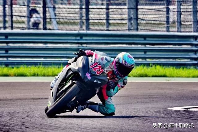 摩友，请不要鼓励女生玩摩托车