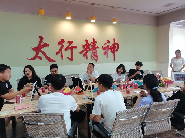 晋中信息学院:「竞技体育」捧赤诚之热血续未来之华章