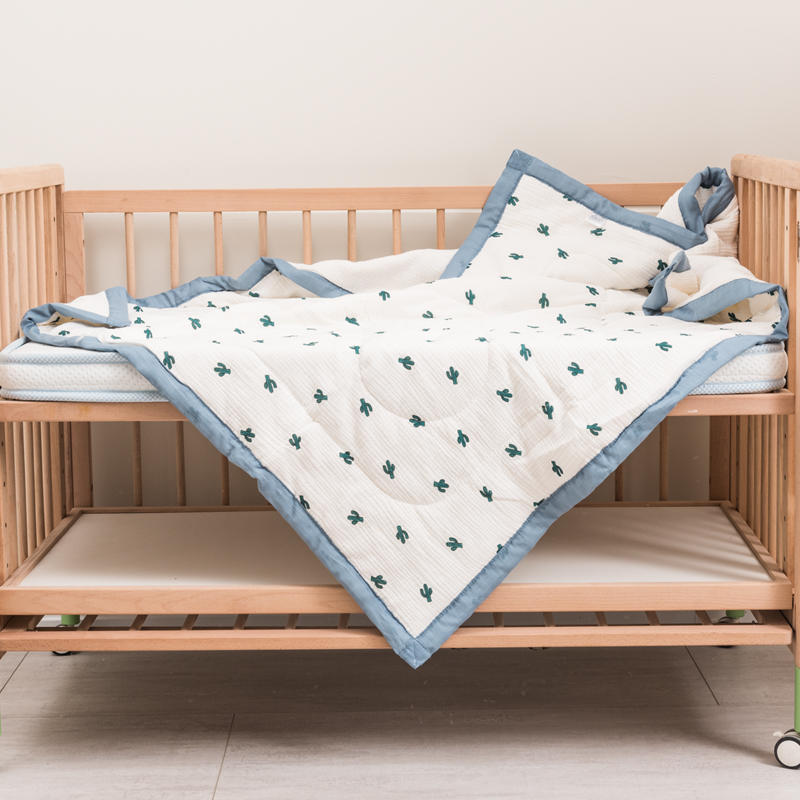 宝宝夏季长痱子妈妈护理是关键,宝宝痱子湿疹红屁屁擦什么药膏