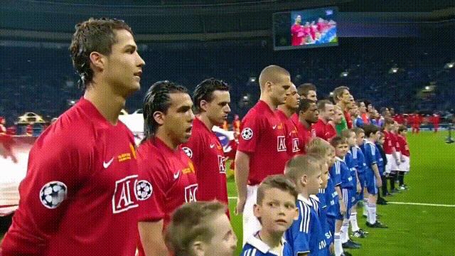 红魔曼联7号变迁,红魔7号传奇与魔咒