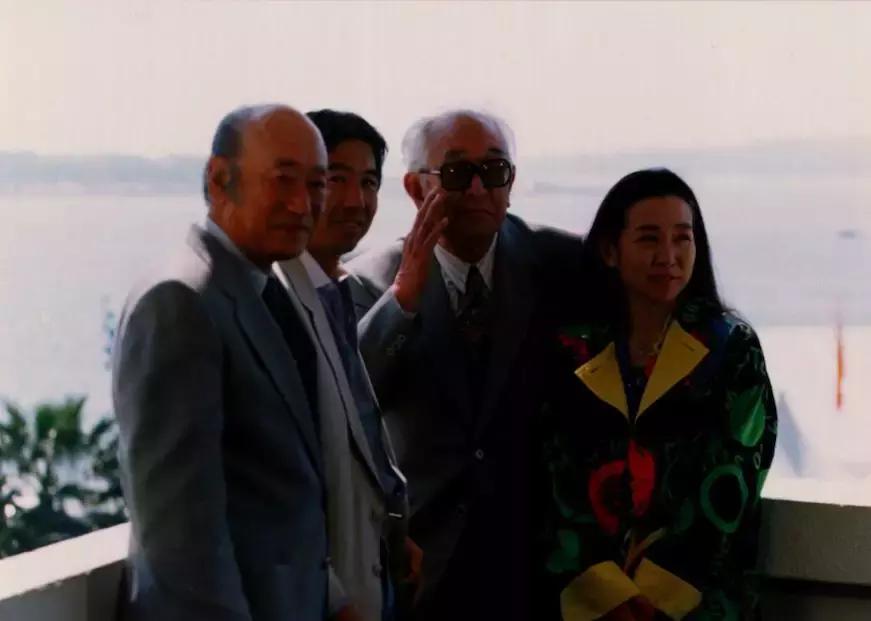 世人说我的爸爸是神，但他就是个普通人