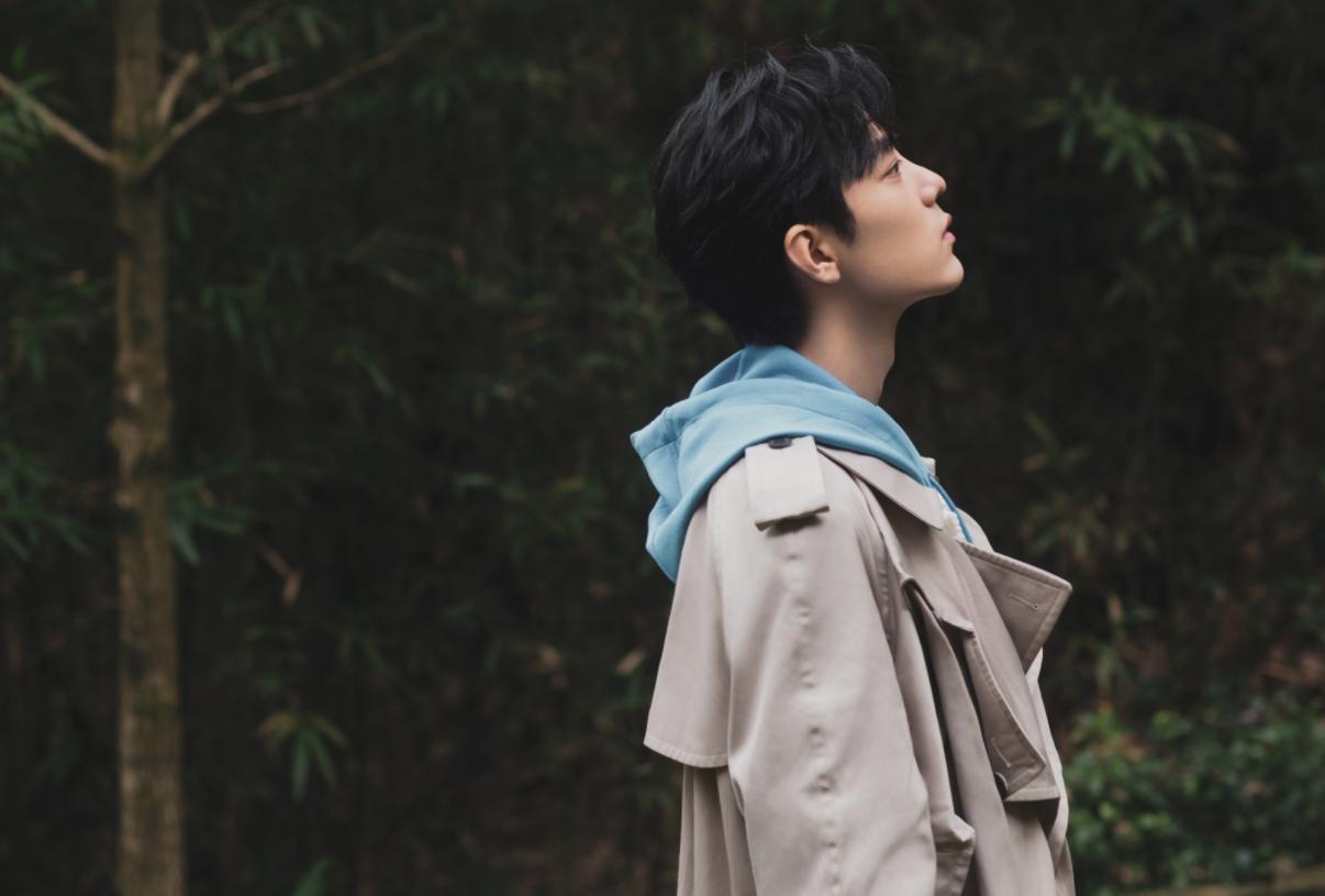 肖战微博粉丝是否减少,肖战微博粉丝数量破2200万是哪天