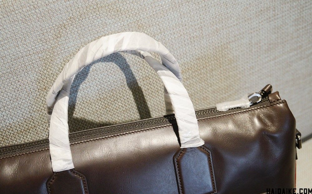 哪里可以买到Bally男款打折实惠的包包