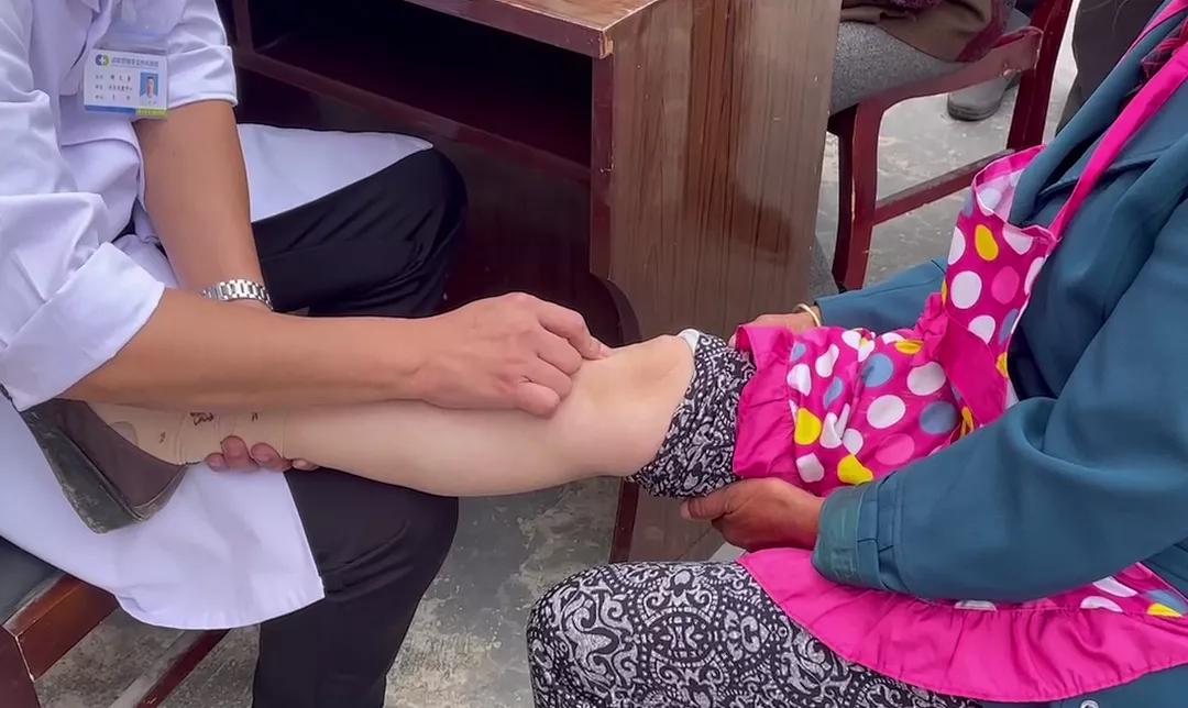 学党史办实事百名中医下基层,医院学党史办实事