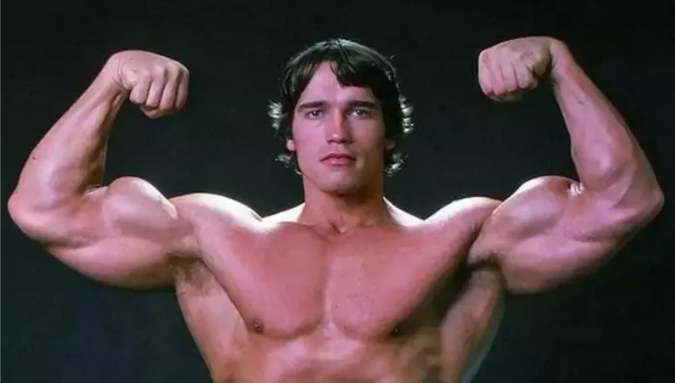 5个动作练出大长腿,5个简单的动作让自己10天练出肌肉