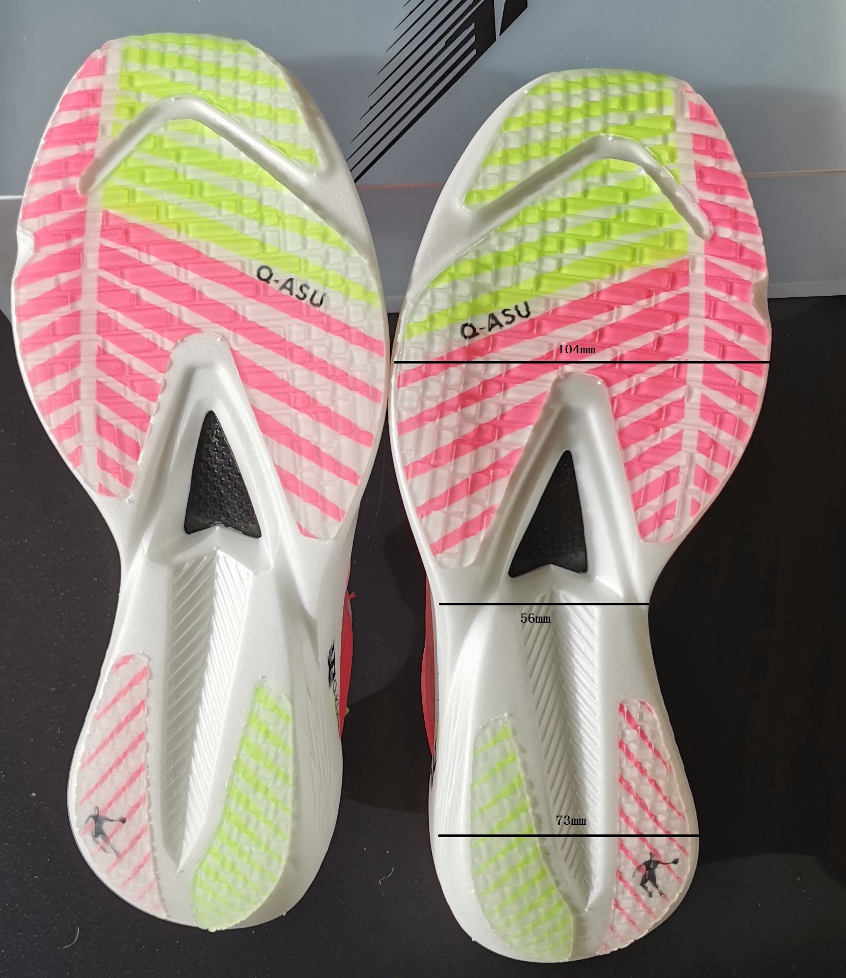 乔丹飞影pb4和安踏c2025gt哪个好,乔丹跑鞋飞影pb3.0多少钱