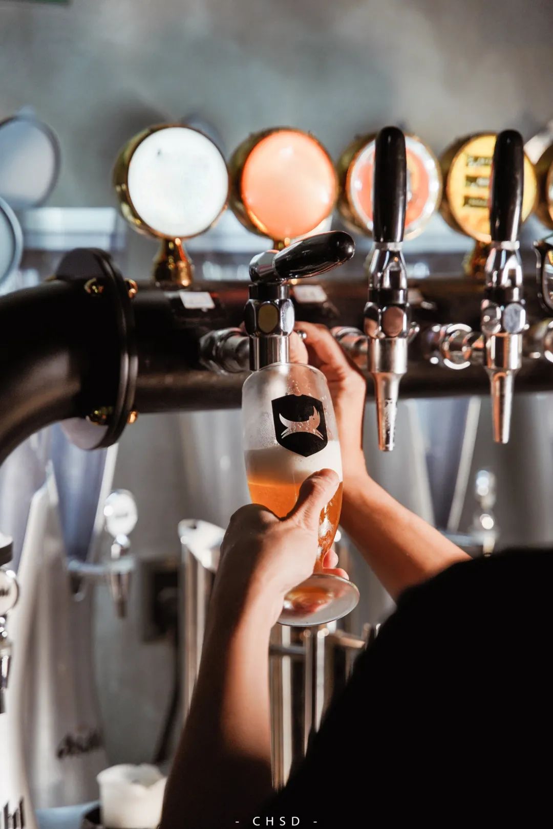 家楼下的「茶饮咖啡+精酿」，从清醒到微醺都给你安排上