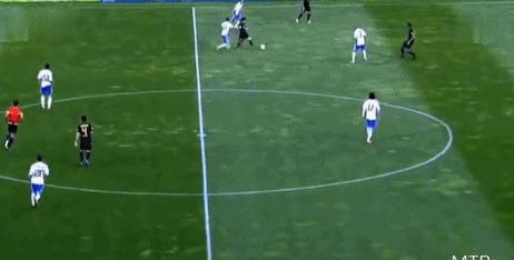 梅西被铲球拜仁,梅西被铲完整版