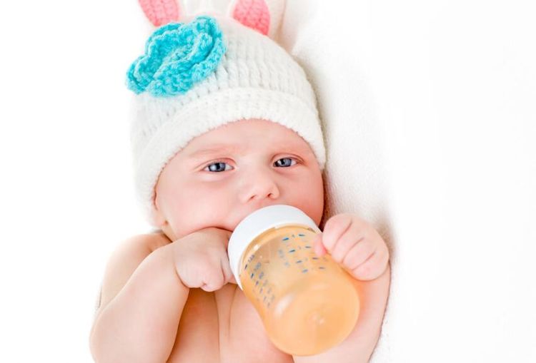 4个月宝宝都会哪些技能,宝宝4个月应该学会的技能