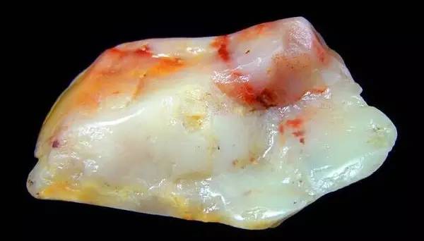 河边能捡到什么值钱的石头,在哪儿能捡到值钱的石头