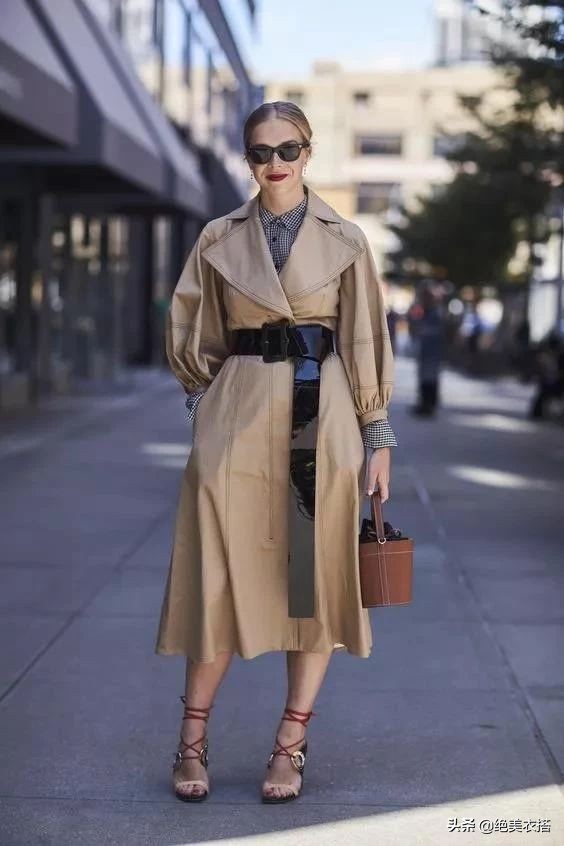 怎么穿出显瘦感,小个子显腰线穿搭