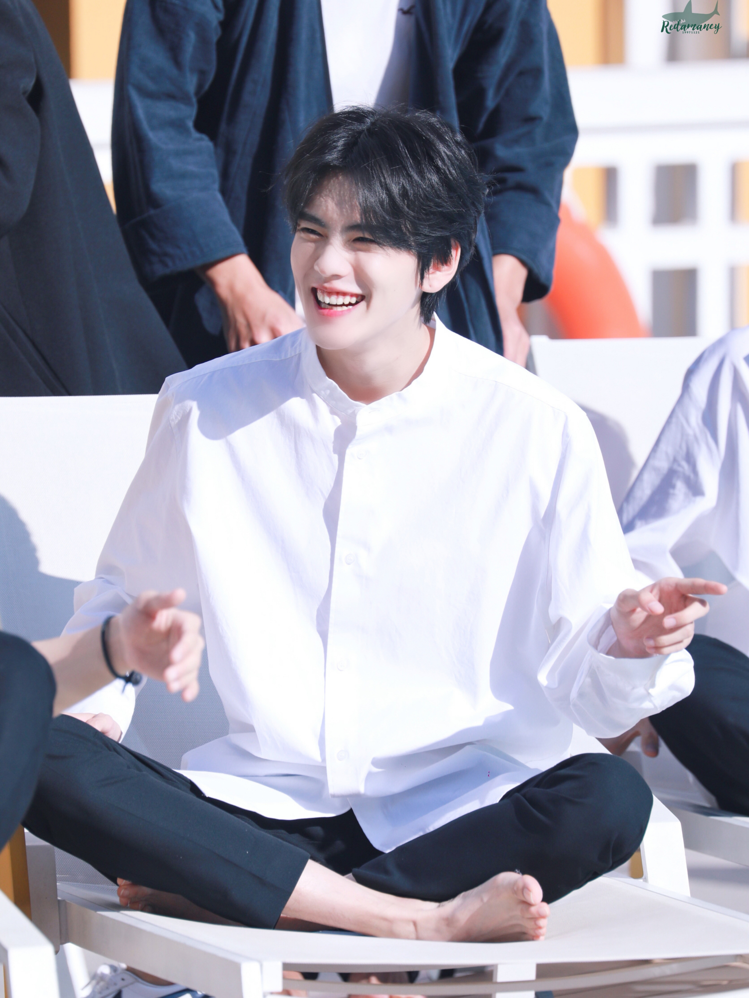 乐华七子合体拍大片,乐华七子帅气现身机场