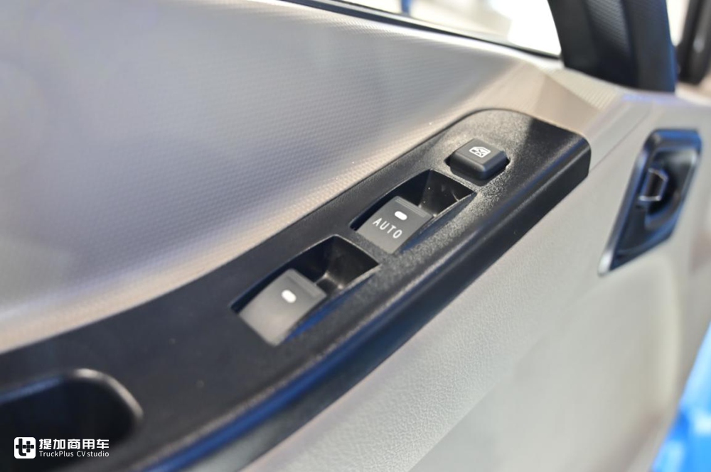 五十铃江铃凯运宽体,江铃凯运和五十铃轻卡区别