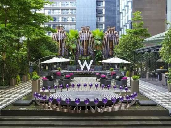 华辉美食人：广州最“奢华”的土豪酒店，网友：一个月工资住1晚