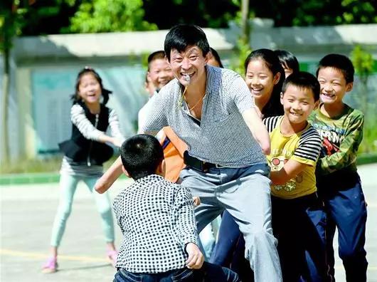 一些乡村教师的事例,乡村教师的故事