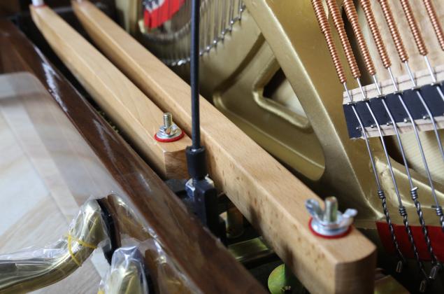 德国“洛尔菲”钢琴RF123E技术评测(连云港一生钢琴城原创)