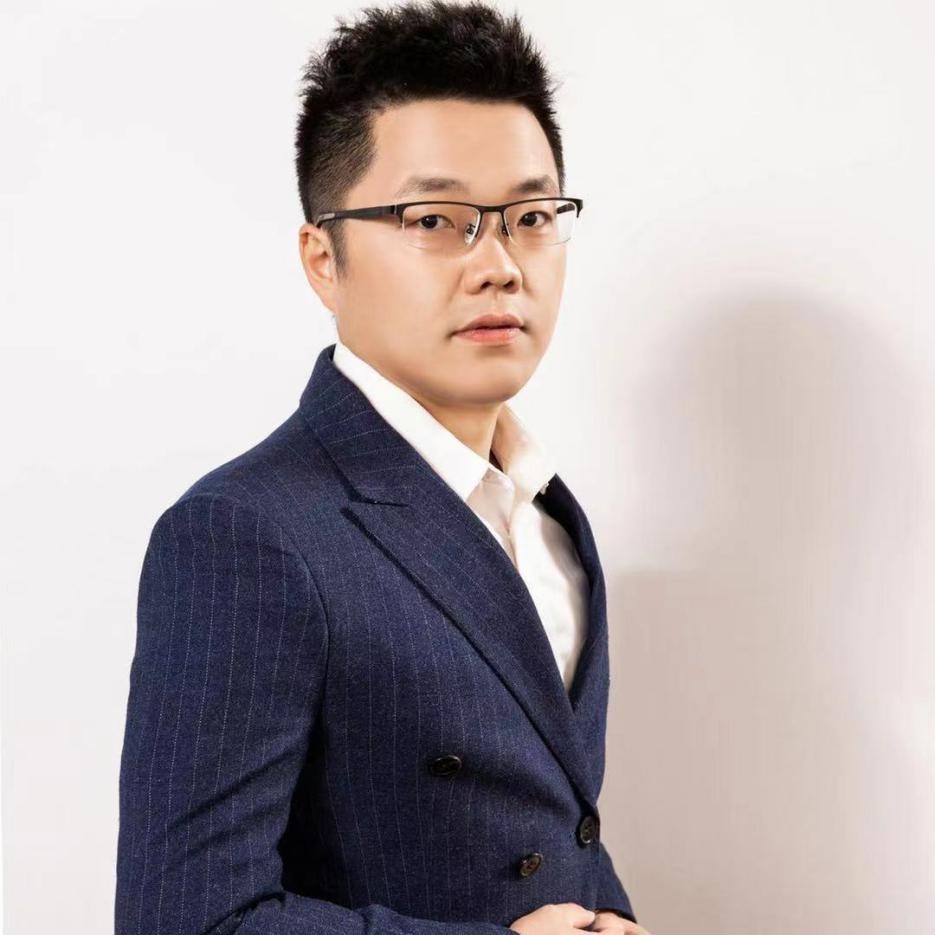 成都市彩兔装饰集团,彩兔王强