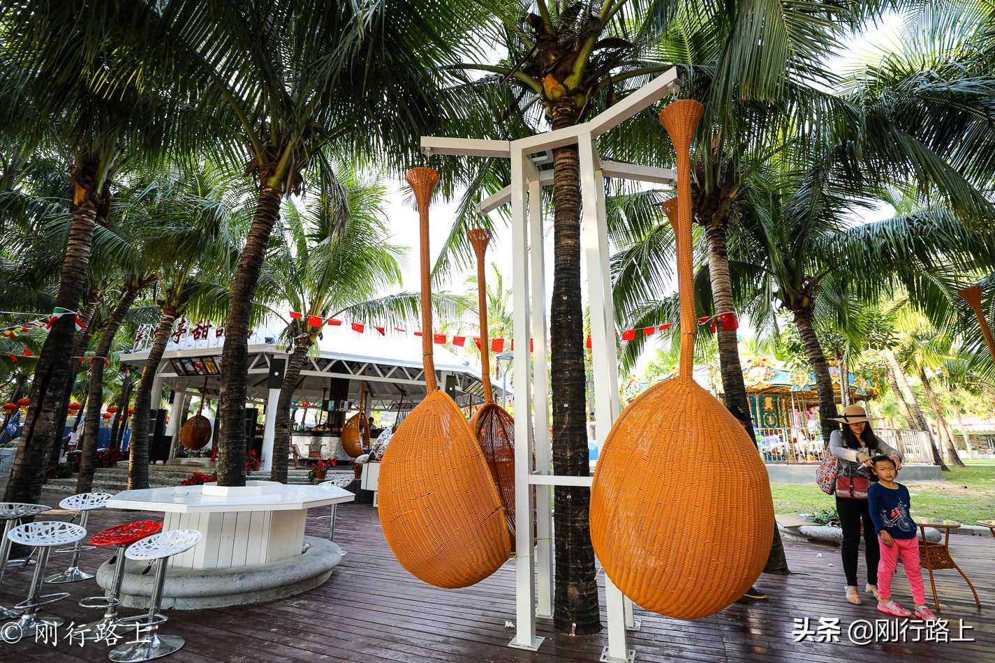 三亚吃海鲜第一市场在哪个位置,三亚吃海鲜到底去哪个市场