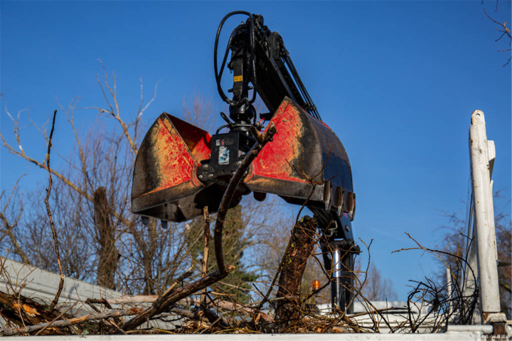 挖掘机行情不好咋办,挖掘机淡季来了怎么办
