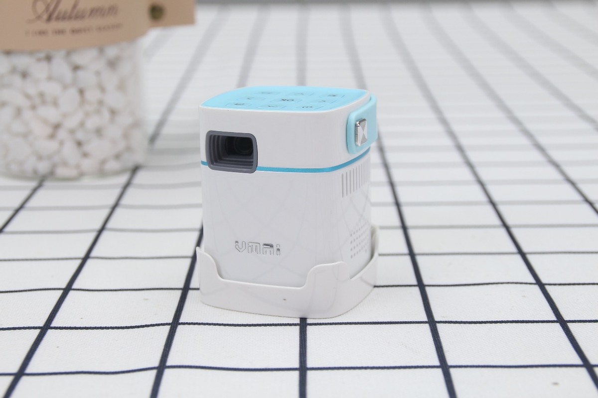 “啵啵”都在用的微投影，颜值和实力一样能打