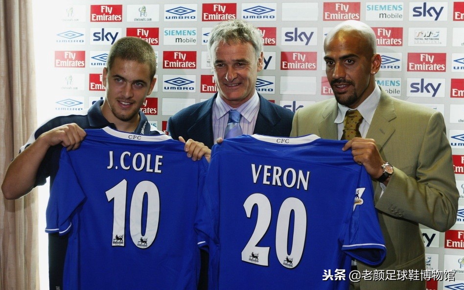 脚踏虎爪靴的神奇巫师，35岁参加世界杯，41岁复出只为母队上座率