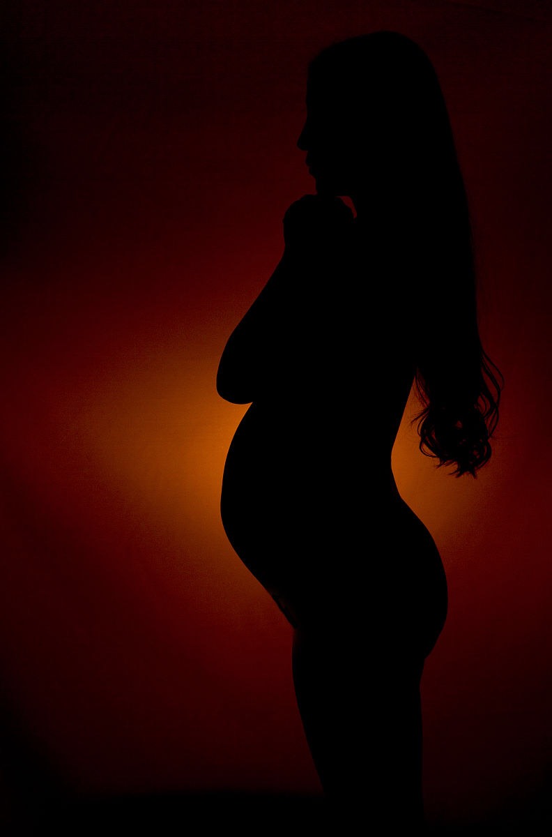 胎盘低置反复流血保胎的几率大吗,胎盘低置状态为什么容易出血