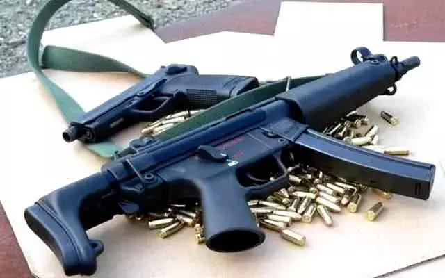 世界上十把最著名的冲锋枪,世界上弹容量最大的冲锋枪