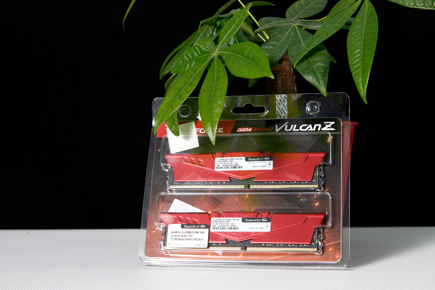 十铨火神和冥神哪个好,十铨火神ddr43200怎么样