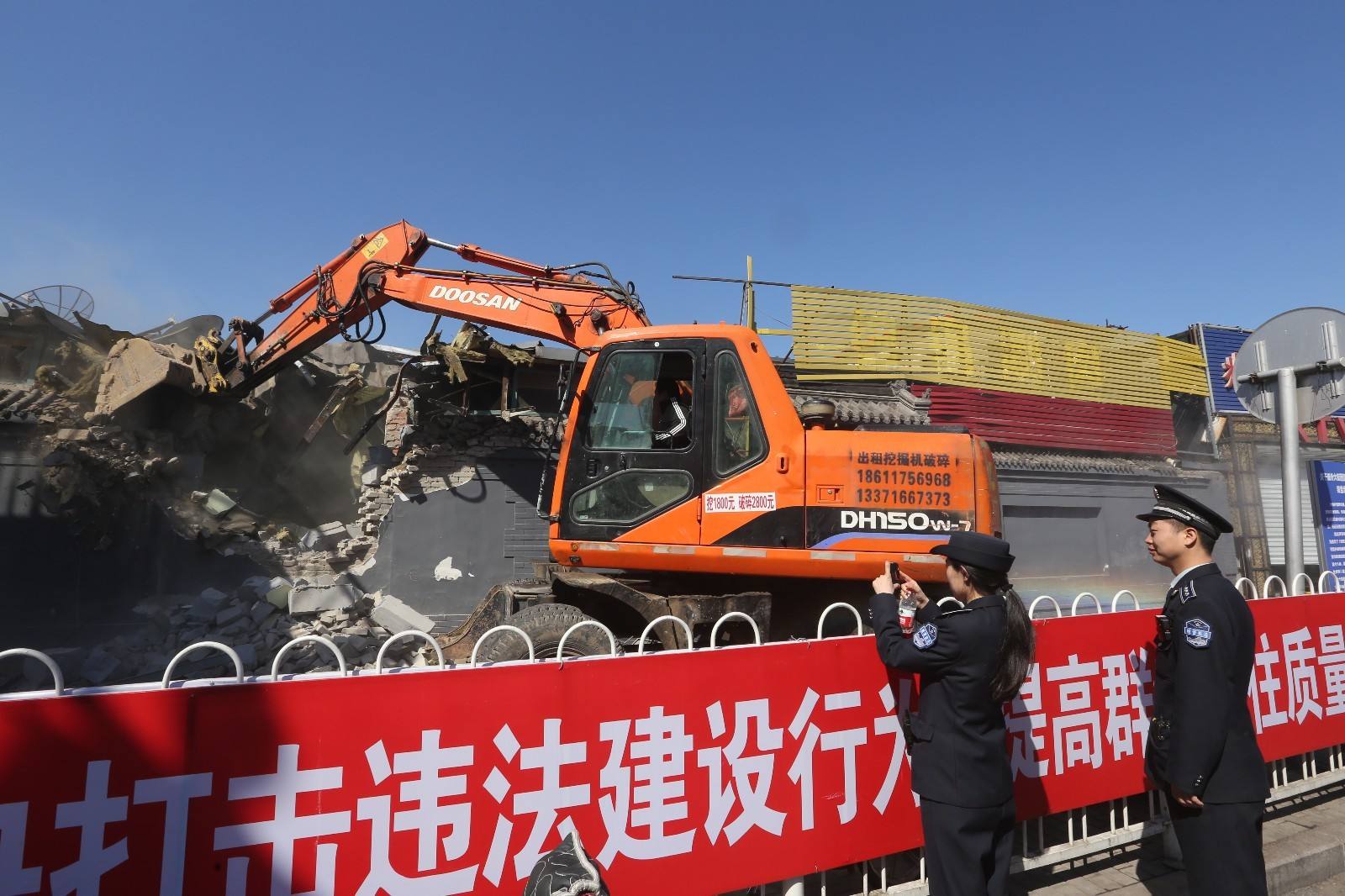 农民自建简易房是违建吗,农民自己盖的房子违法吗