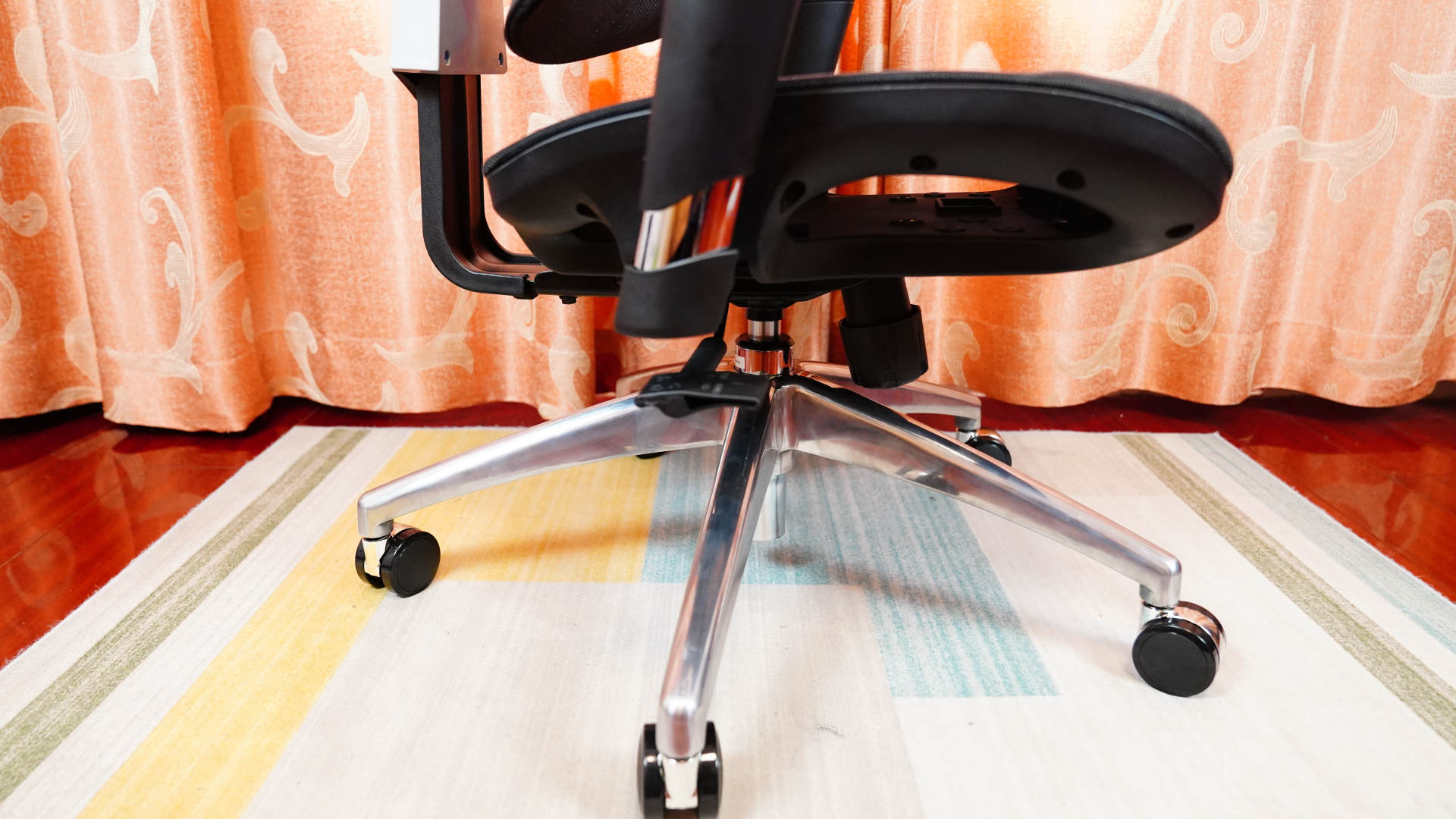 西昊人体工学椅旗舰款,西昊人体工学椅新品漂流体验季