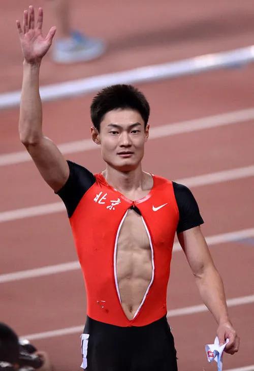 短跑名将张培萌回应家暴,短跑名将张培萌被曝遭家暴出轨