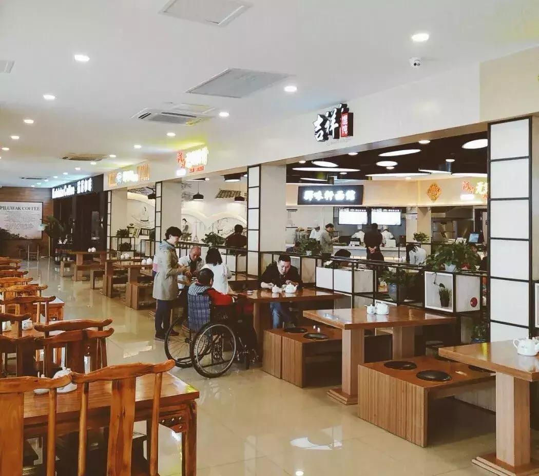 无锡梅村服务区女士停车位,高速服务区女司机专用停车位