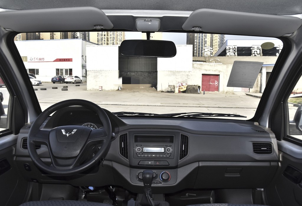 五菱荣光新卡今年最新版,五菱荣光新卡需要办理营运证吗