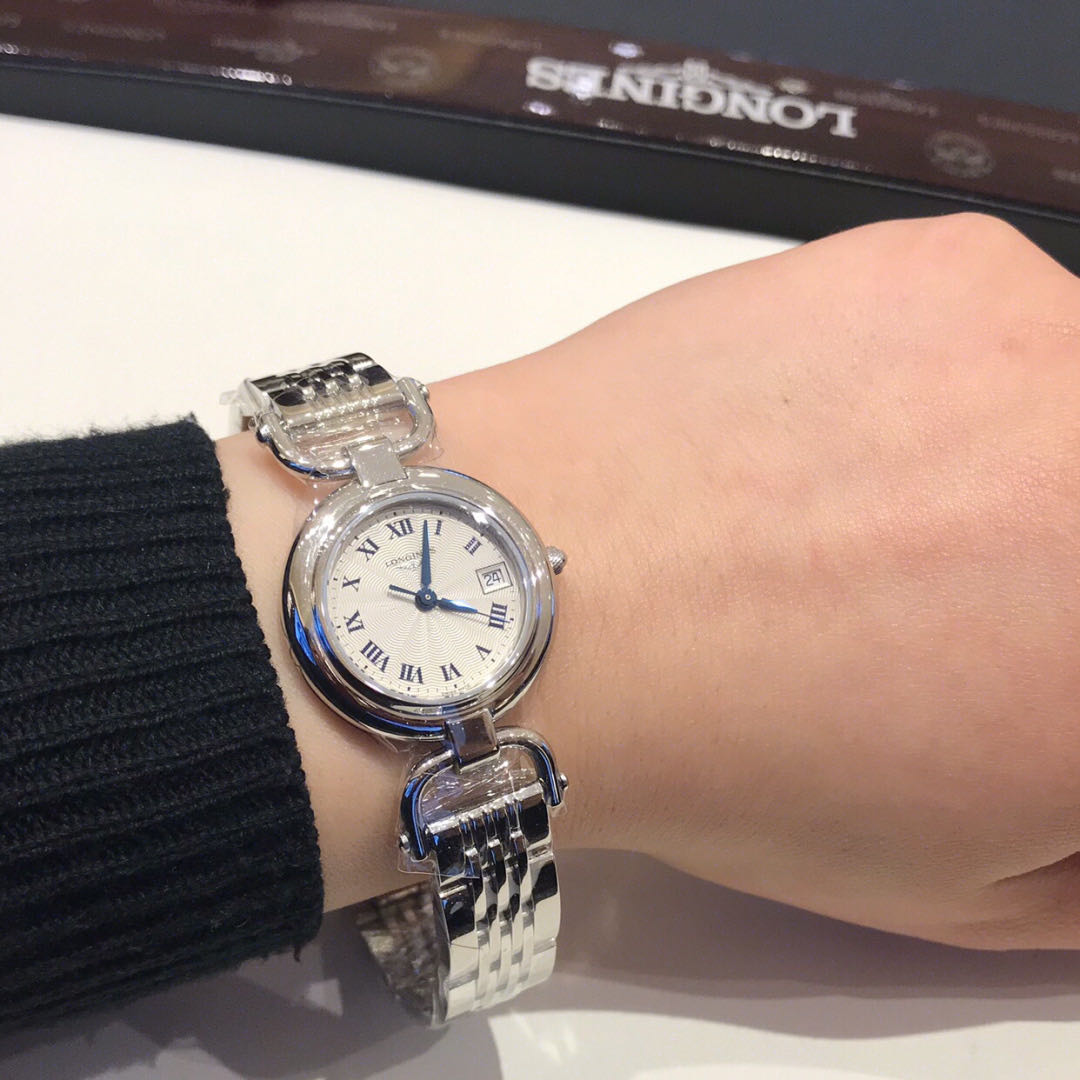 阿玛尼哪款女表值得购买,阿玛尼女表性价比高排行