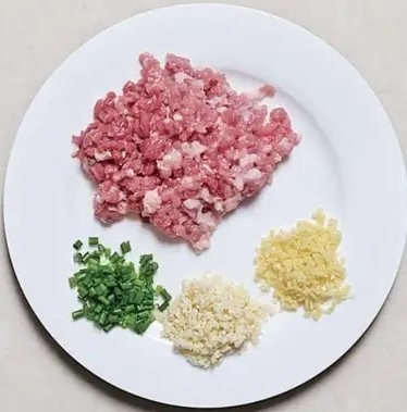 龙口粉丝蚂蚁上树,龙口粉丝蚂蚁上树的最佳炒法