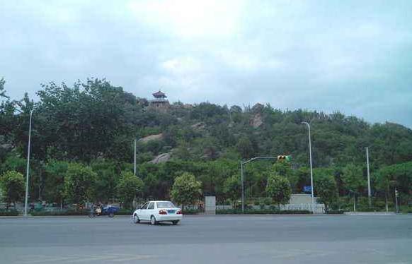 济南锅炉厂地块有动静了,力高君逸府临时售楼处开放