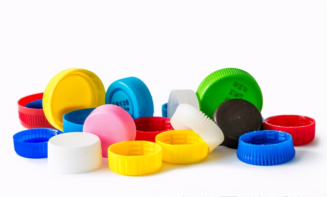 分享通用开瓶盖的小窍门,教大家如何正确的打开瓶盖