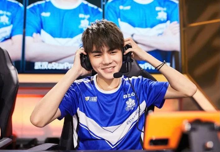 王一博肖战易烊千玺宋威龙,创四宋威龙王一博