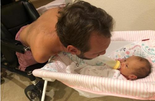 尼克胡哲是天生的残疾吗,尼克胡哲海豹人