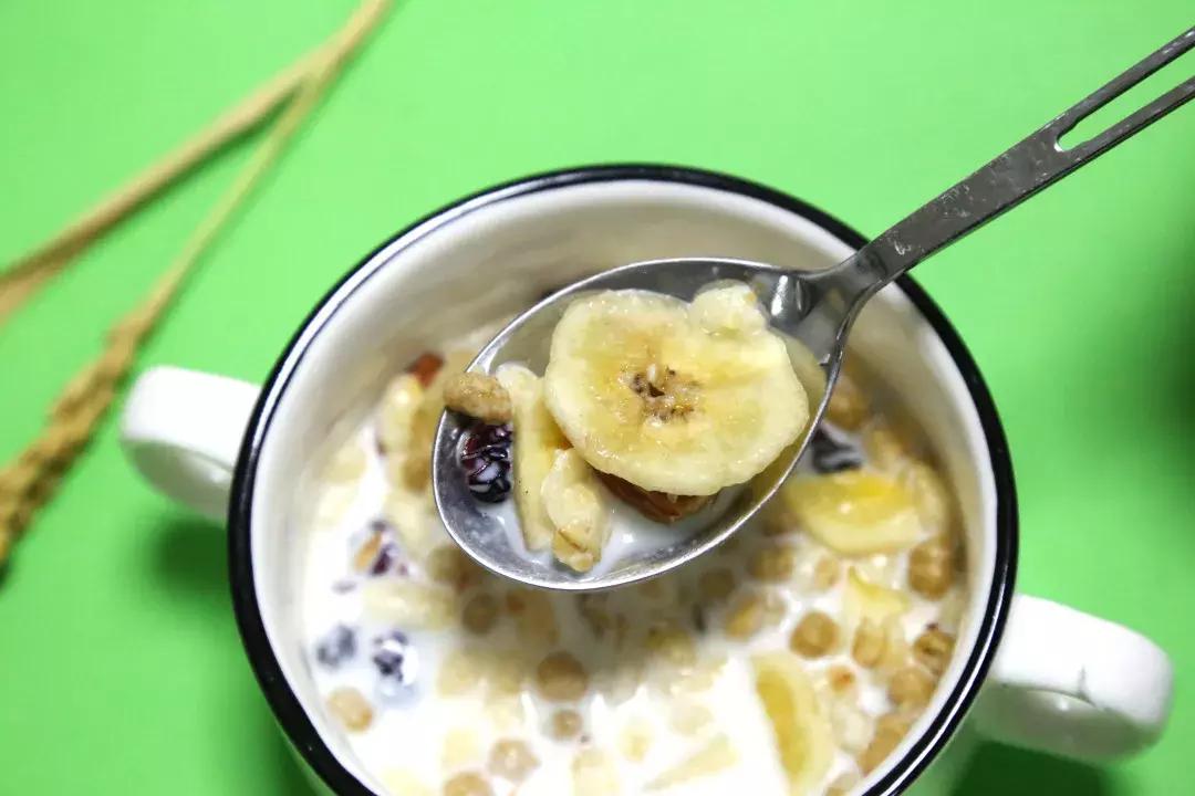 早餐即食麦片选哪些好,低脂营养即食麦片哪种好