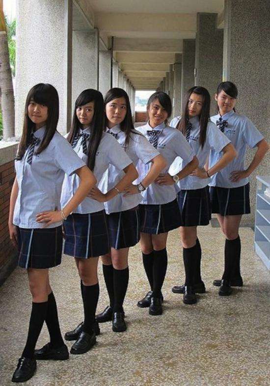 如何把校服改好看,怎么把校服改瘦