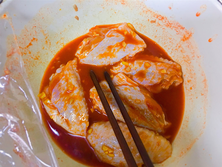 教做美味的奥尔良烤翅,教你好吃的奥尔良烤翅