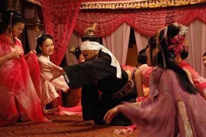 历史上最无羡的皇帝,历史上最骄奢淫逸的皇帝