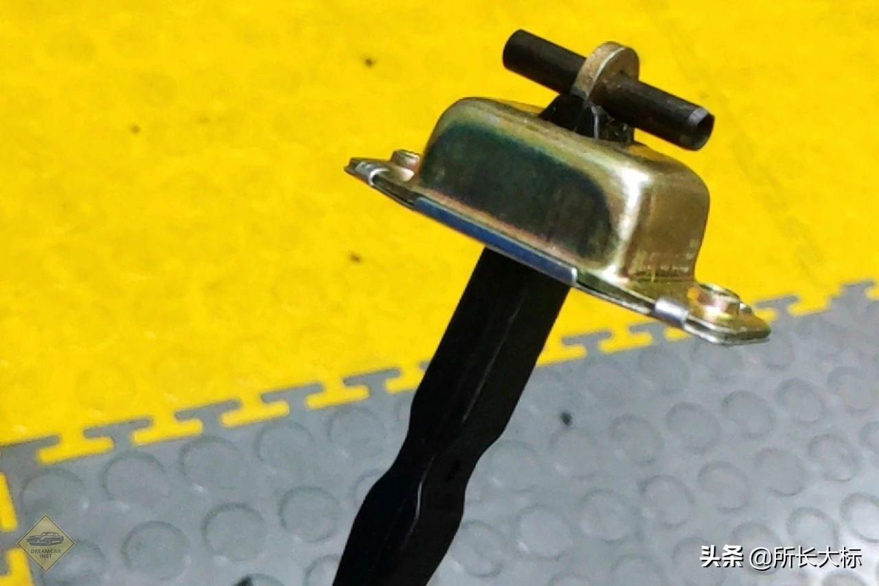 铃木维特拉整备重量是多少,铃木维特拉自驾游越野视频