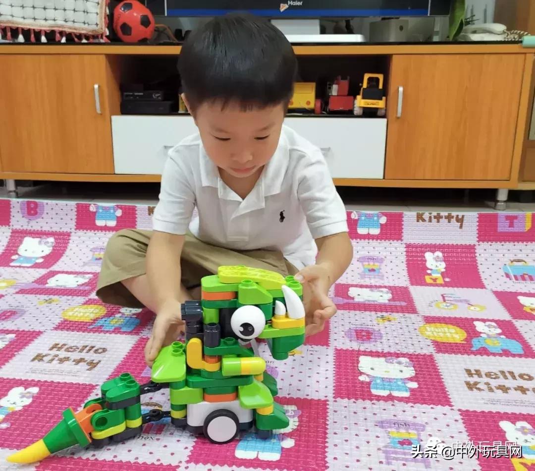 儿童积木玩具选择哪个,积木是每个宝宝必备的经典玩具