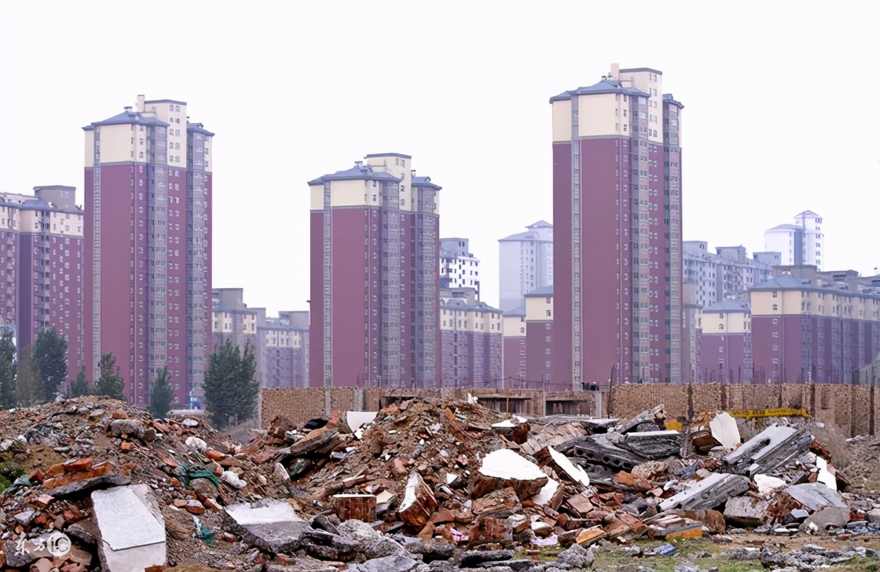 房地产泡沫那么大是谁造成的,房地产泡沫爆发在哪一年