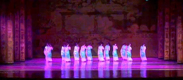 那些热衷battle的年轻人，怎么开始绷脚背了？